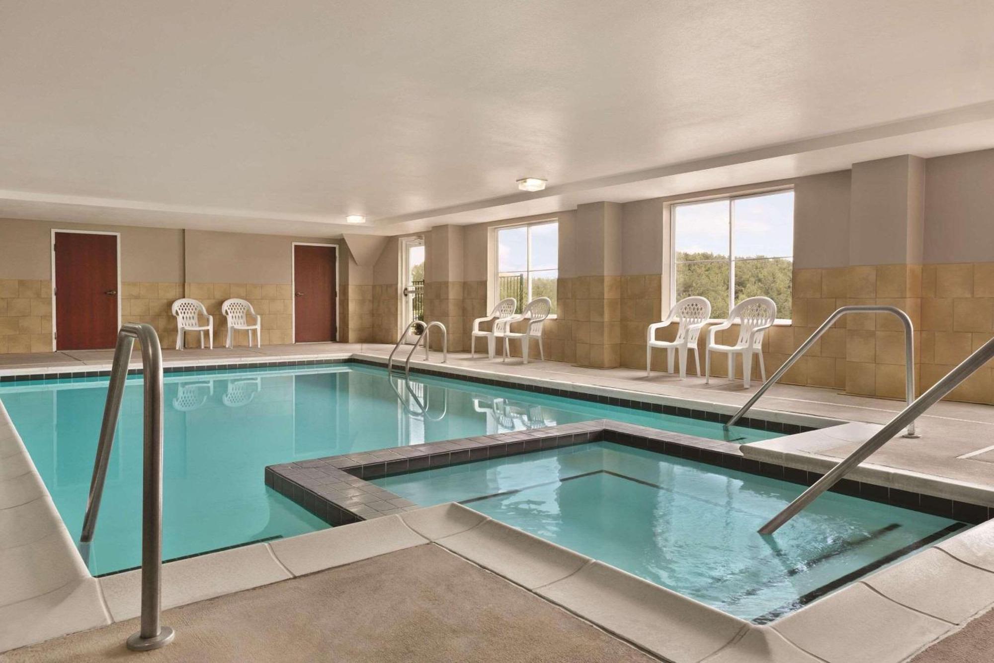 Country Inn & Suites By Radisson, Wytheville, Va Eksteriør bilde