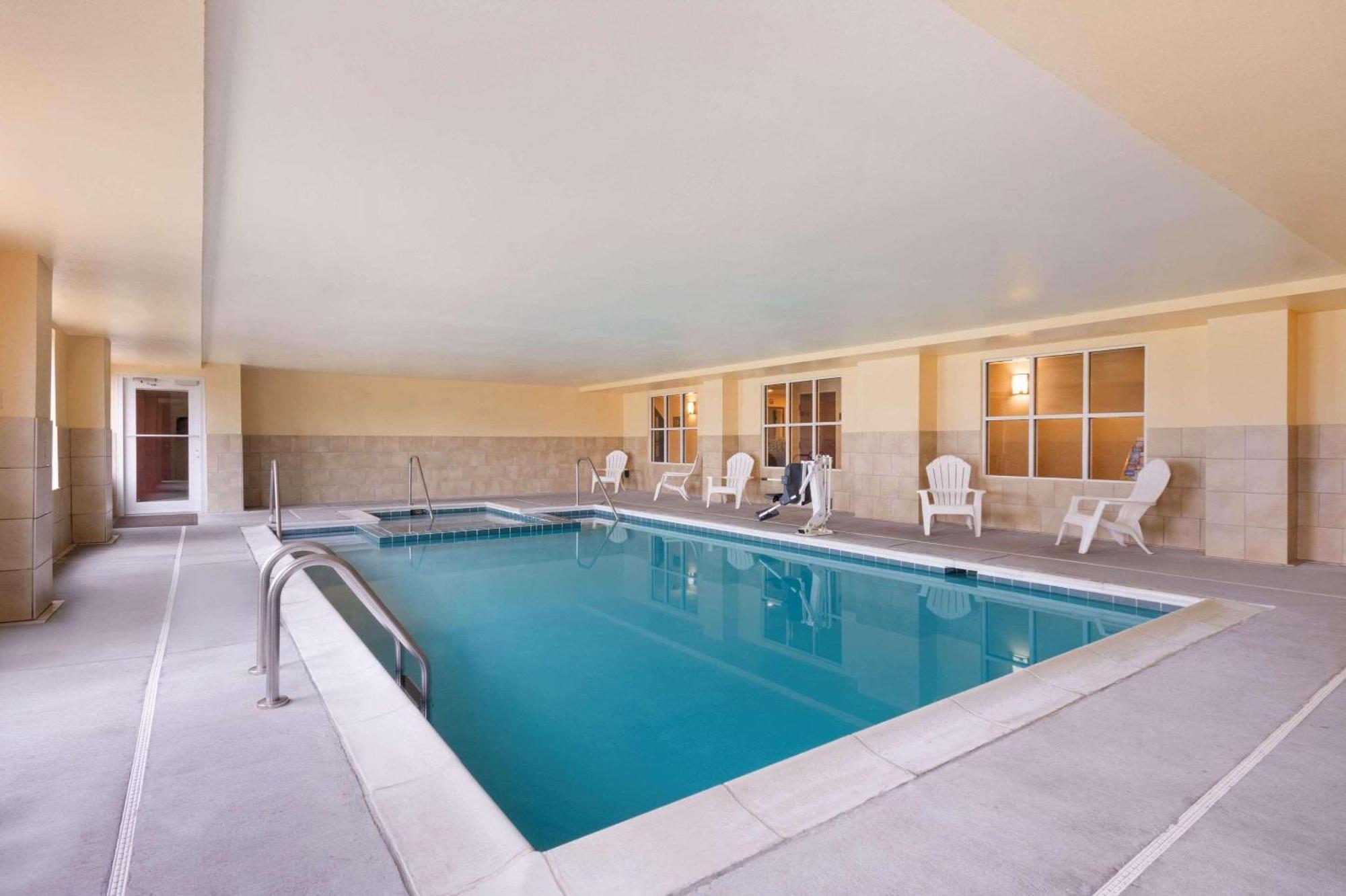 Country Inn & Suites By Radisson, Wytheville, Va Eksteriør bilde