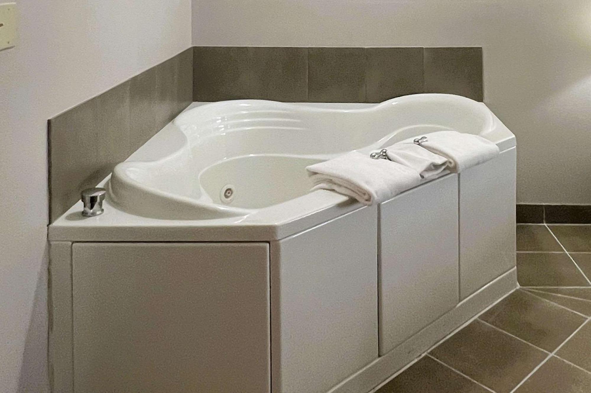 Country Inn & Suites By Radisson, Wytheville, Va Eksteriør bilde